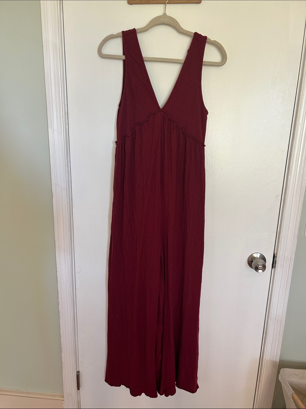 American Eagle Outfitters Burgundy V-Neck Sleeveless romper